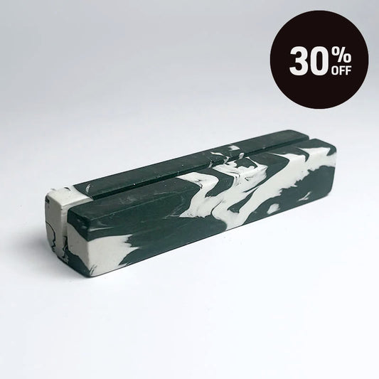 Dark green and white marble effect rectangular photo holder on a light gray background with 30% off black circle promotion badge on top right corner